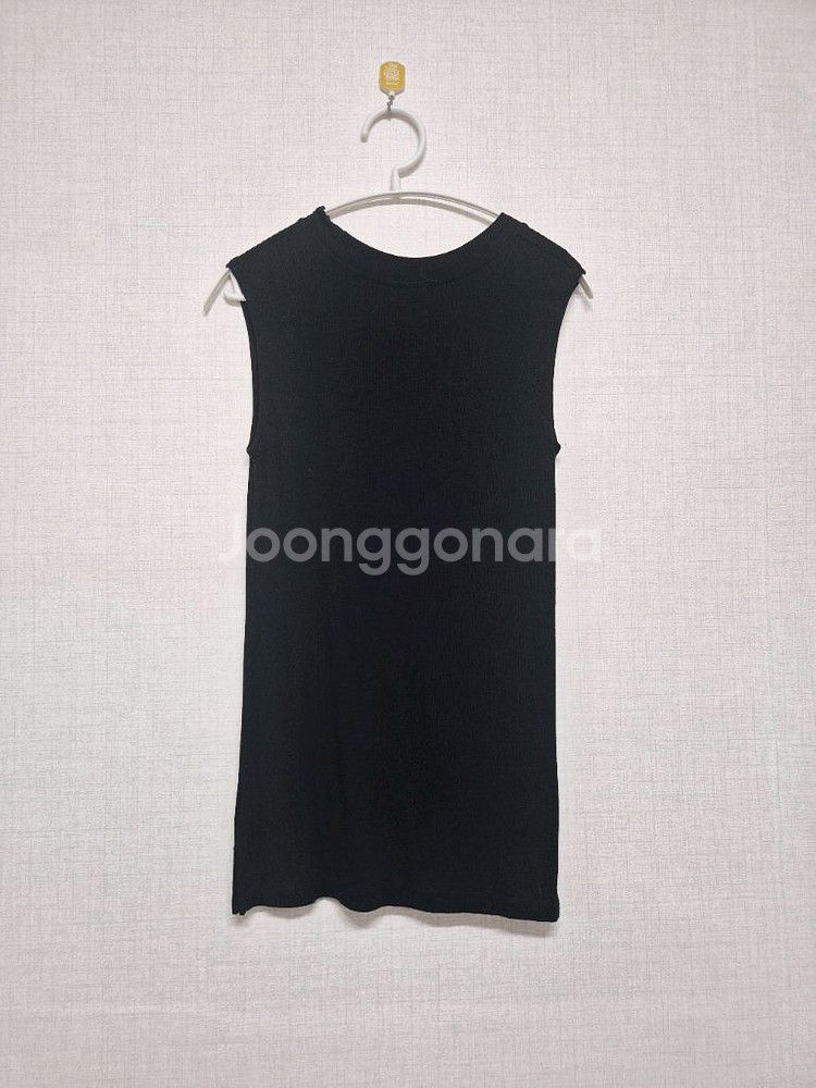 플리츠플리즈 블랙 티셔츠--1