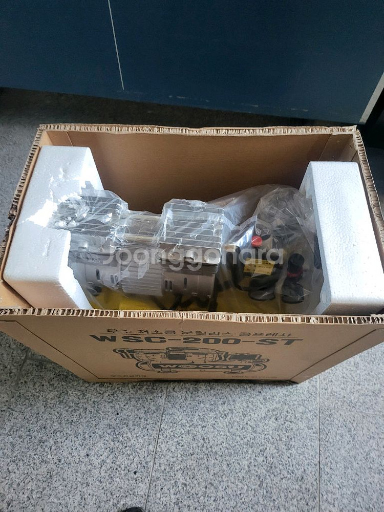 우수 저소음 오일리스 컴프레서 WSC-200-ST--2