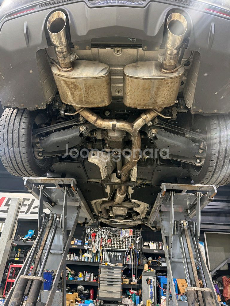 캐딜락ATS 머플러 코르사 캣백 제품입니다--0