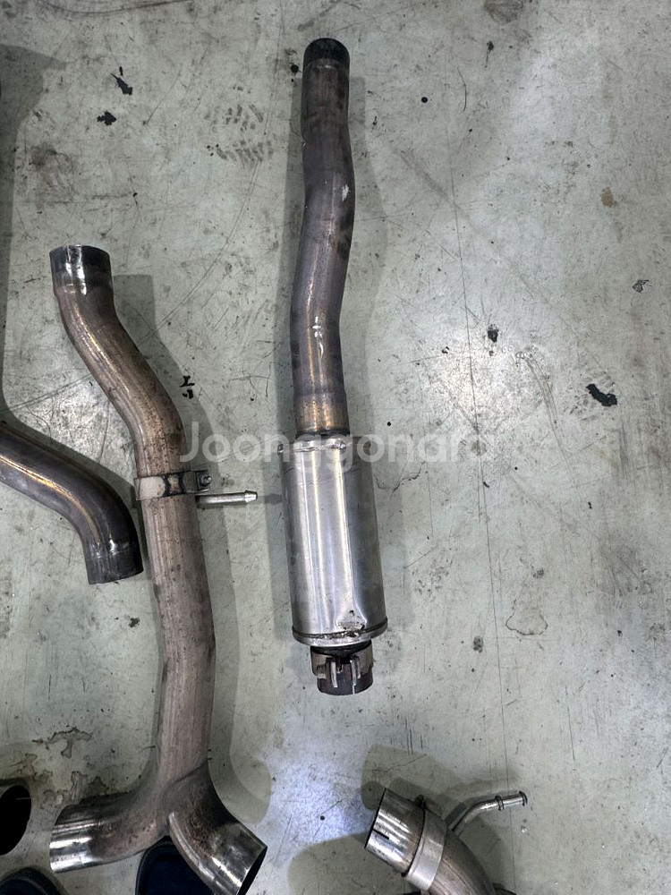 캐딜락ATS 머플러 코르사 캣백 제품입니다--1