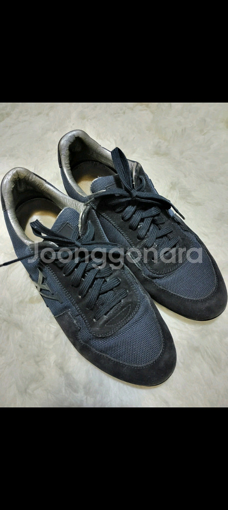 루이비통 크루즈남성스니커즈6(40)정품--0