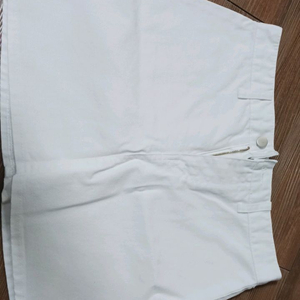 여성용 화이트 숏치마