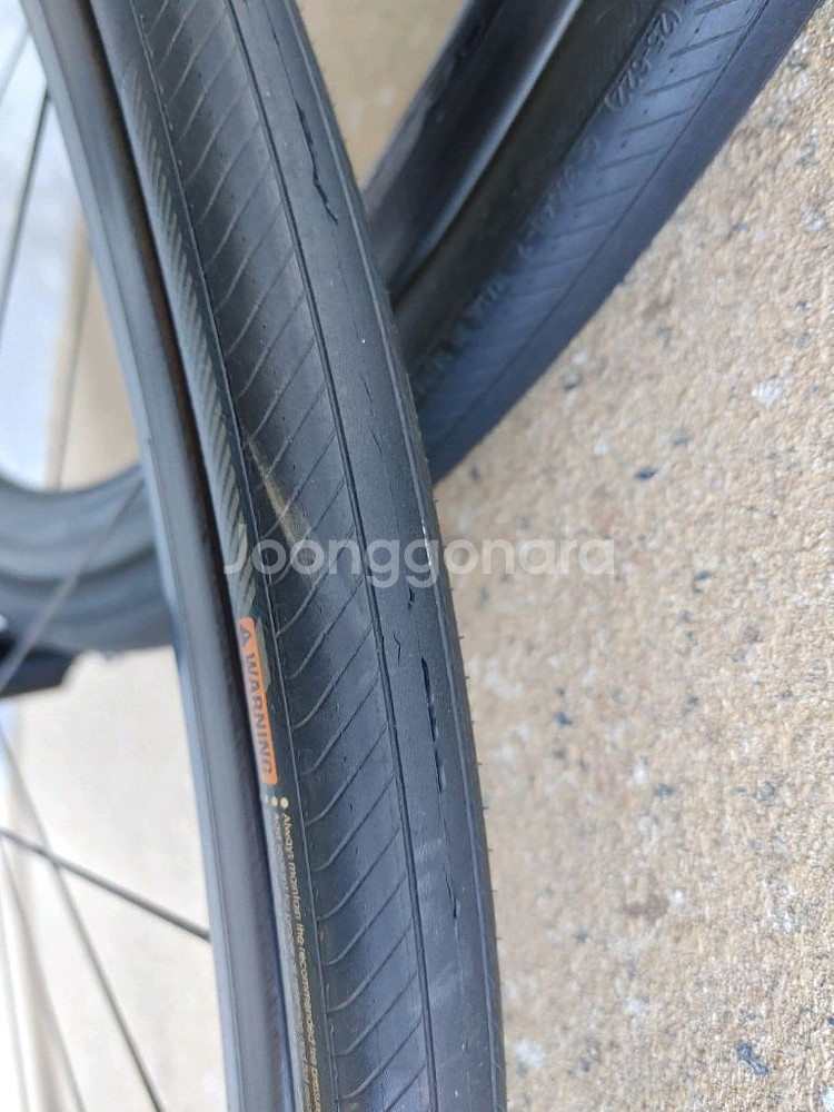 상태A급) 가성비갑 자이언트 slr1 림브 튜블리스래디 카본휠셋+브레이크패드 판매합니다 (43만원)--5