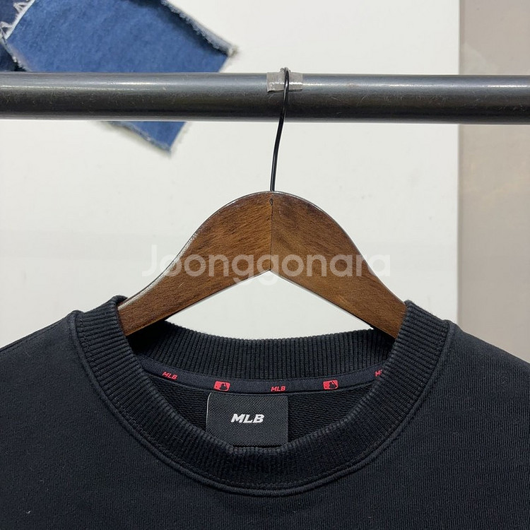 (90) MLB 보스턴 자수 맨투맨 긴팔티--1