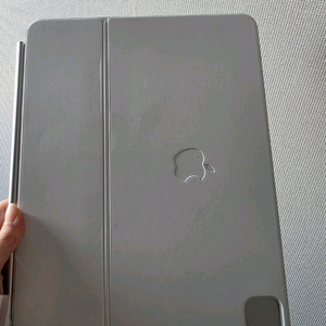 아이패드 프로 13 매직키보드 실버