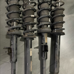 bmw g30 5시리즈 후륜 쇼바 팝니다