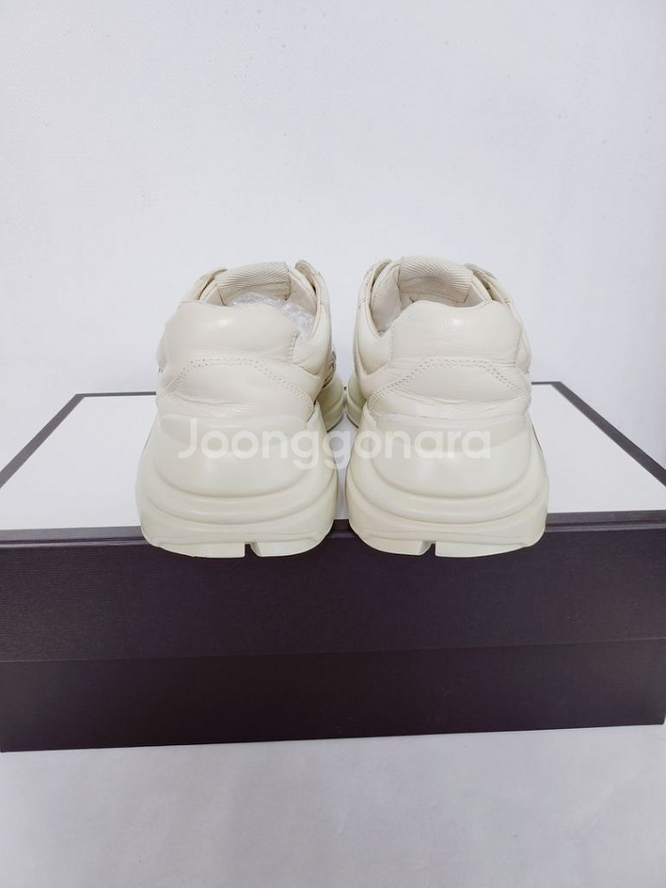 구찌 라이톤 띠로고 여성 스니커즈 35.5/225--4