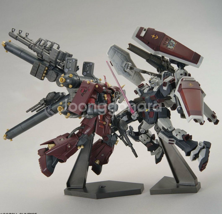 HG 풀아머 건담 VS 사이코 자쿠 세트 썬더볼트 10 주년 기념 Ver 팝니다--0