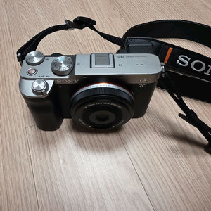 소니 A7C 미러리스 카메라+ 빌트록스28mm, 삼양 35mm 1.8