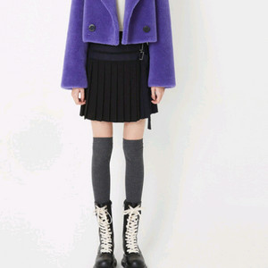 럭키슈에뜨 퍼자켓 팝니다.