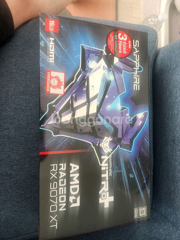 사파이어 NITRO+ RX 9070XT 팝니다.--0