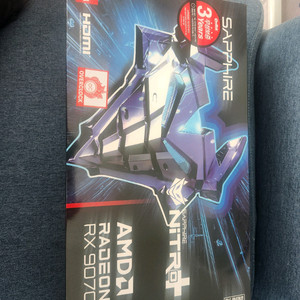 사파이어 NITRO+ RX 9070XT 팝니다.