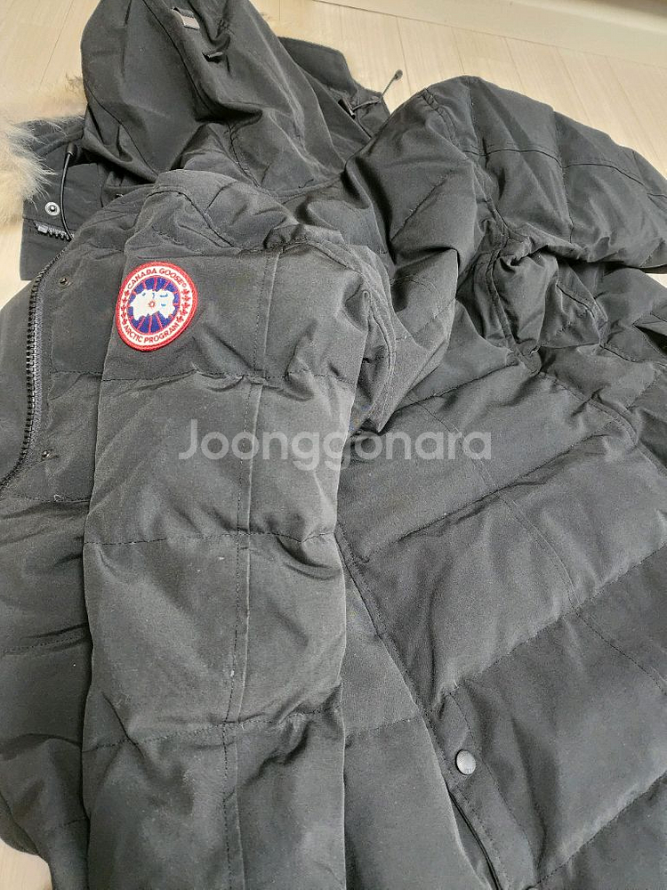 캐나다구스 패딩 점퍼--4