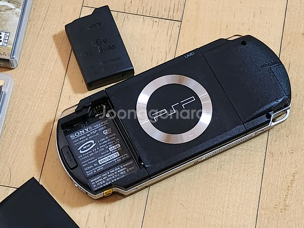 플레이스테이션 포터블 PSP 소니 게임기 및 게임 영화 등 일괄--2