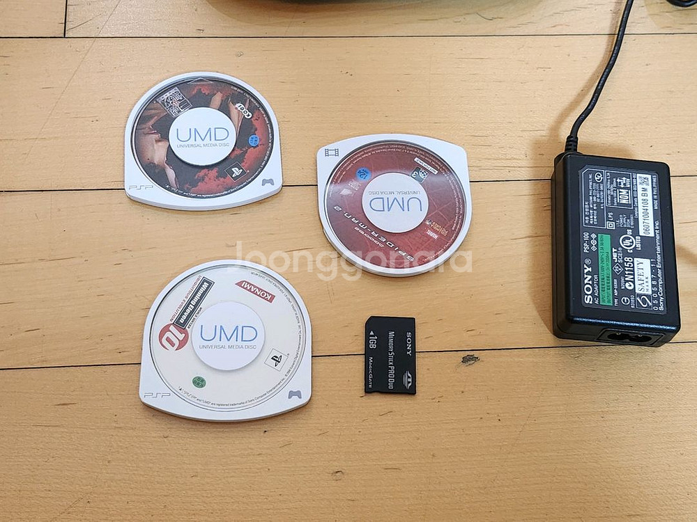 플레이스테이션 포터블 PSP 소니 게임기 및 게임 영화 등 일괄--6