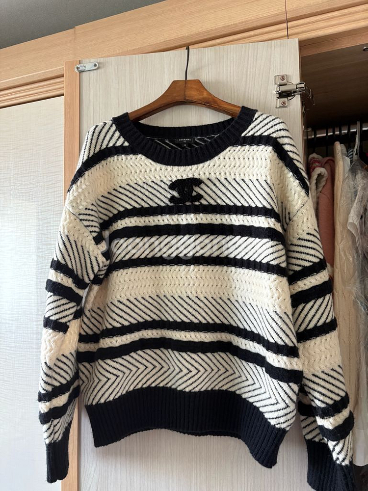 베이직 스트라이프 니트 스웨터--0