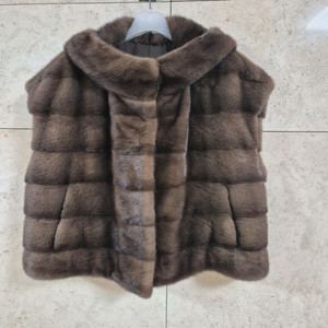 캡소매 후드밍크 베스트