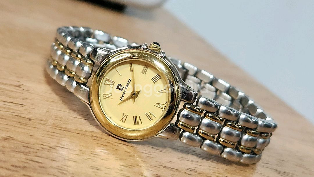 # 피에르 가르뎅 여성명품시계 골드 콤비 시계 급처--3
