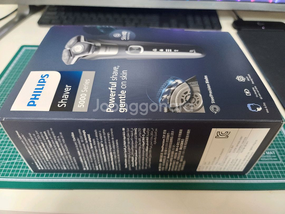 필립스 5000 시리즈 전기면도기 + 충전기--0