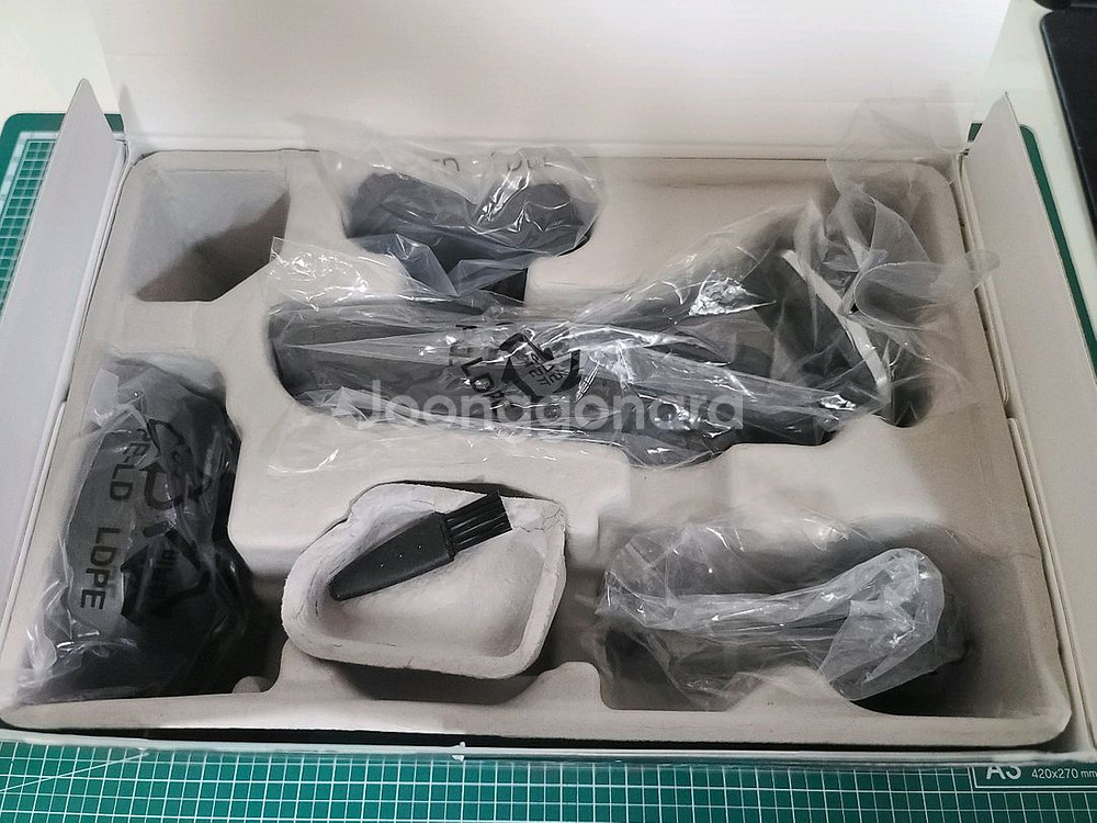 필립스 5000 시리즈 전기면도기 + 충전기--1