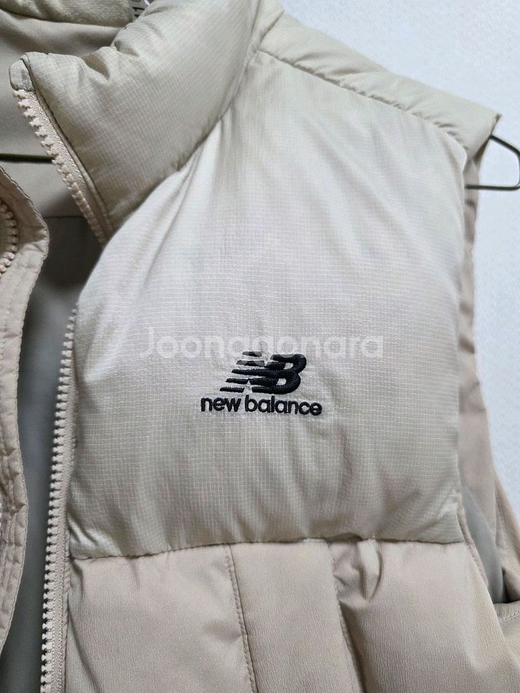 뉴발란스키즈 패딩 조끼--1