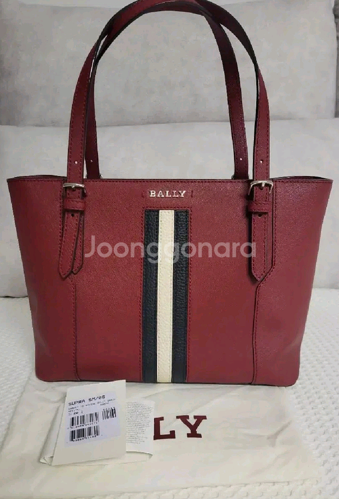 발리 사피아노 레더 토트백--0