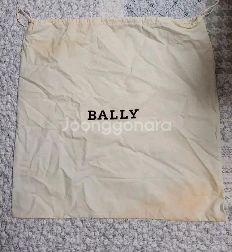 발리 사피아노 레더 토트백--8