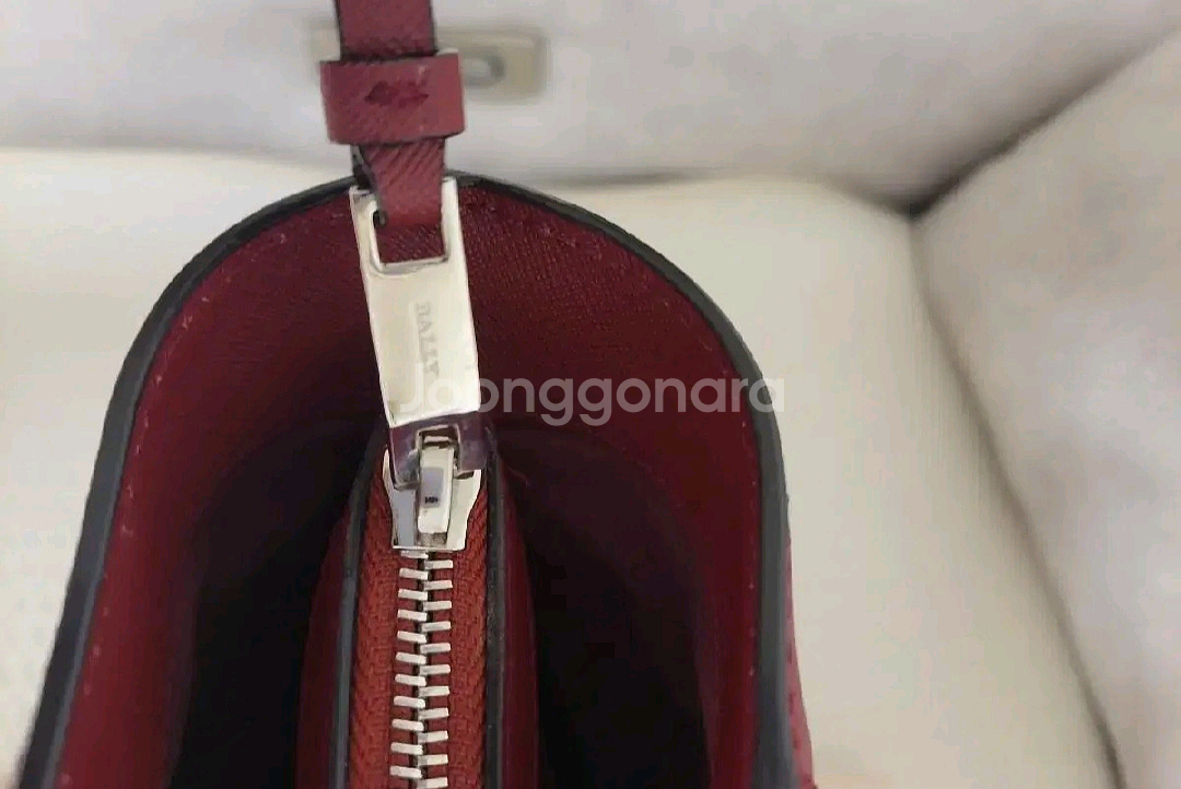 발리 사피아노 레더 토트백--4