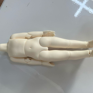 루츠허니델프마들렌 usd 바디 팔아요!