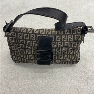 펜디 FF 로고 패턴 바게트백