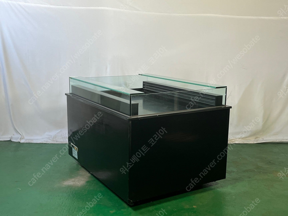 새롬 블랙 샌드위치 오픈형 쇼케이스 (실외기 타입) 제과제빵기계 중고제과제빵기계 제빵기계 이미지
