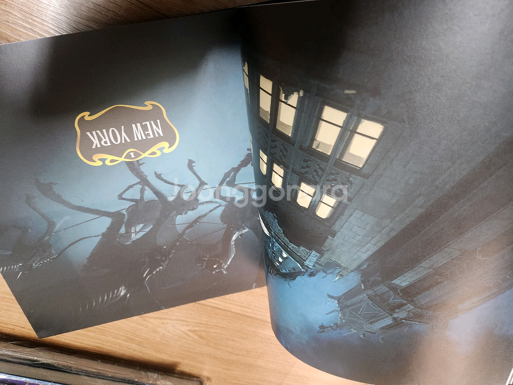 해리포터 책 마법 금고 시리즈 + 그린델왈드 아트북 팝니다.--4