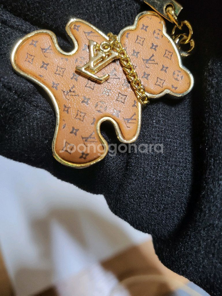 루이비통 곰돌이 키홀더 키링 팝니다.--4