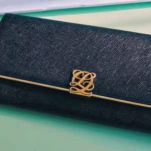 루이까또즈 블랙 여성 장지갑