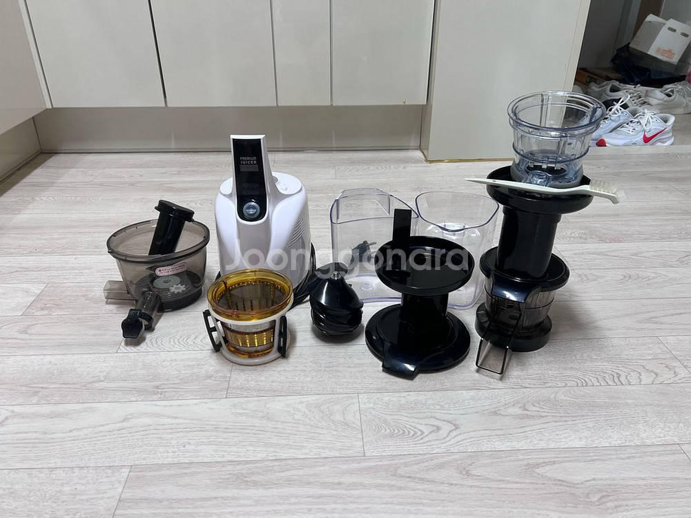 엔유씨 원액기 녹즙기 착즙기 GJ-110S 화이트 상태 좋음--1