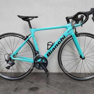 상태A급 23년 비앙키 스프린트 시마노 울테그라 카본 로드자전거 53사이즈 팔아요.