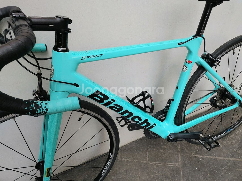 상태A급 23년 비앙키 스프린트 시마노 울테그라 카본 로드자전거 53사이즈 팔아요.--9