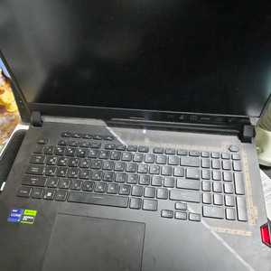 ASUS ROG Strix G733ZM 게이밍 노트북