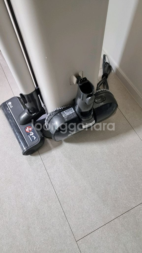 LG오브제 무선청소기 풀세트 판매합니다--3