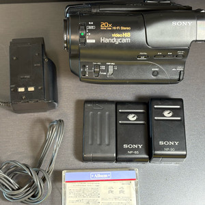 소니 CCD-TR850 캠코더