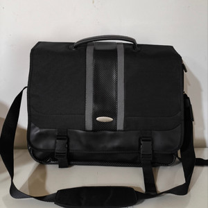 쌤소나이트 노트북가방 브리프케이스