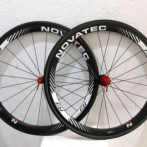 정품 노바텍 R3 카본 튜블러 림브 카본휠셋+ 카본패드 팝니다. (40만)