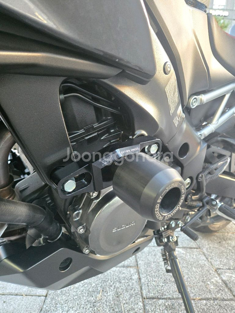 GSX S1000GX 24년식 블랙 중고판매--6