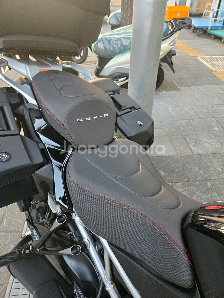 GSX S1000GX 24년식 블랙 중고판매--8