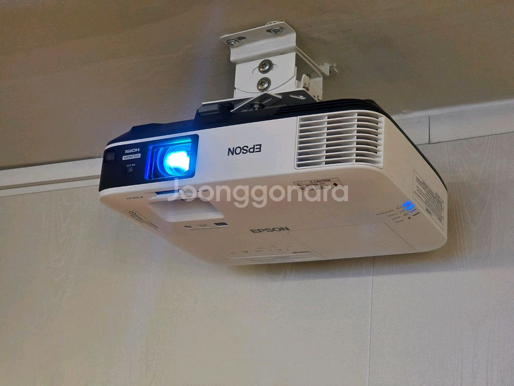 Epson 엡손 eb-2255u VVUXGA 프로젝터 5000안시 빔프로젝터 + 양방향 전동 스크린--0