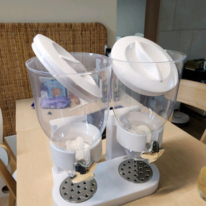 시리얼 디스펜서 새상품