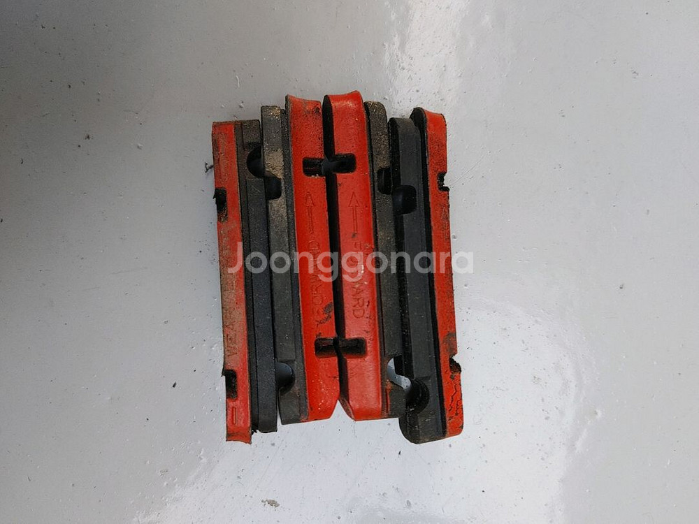 정품 캄파놀로 보라원 튜블러50 림브 카본휠셋 + 전용카본패드 팝니다.(80만원)--9