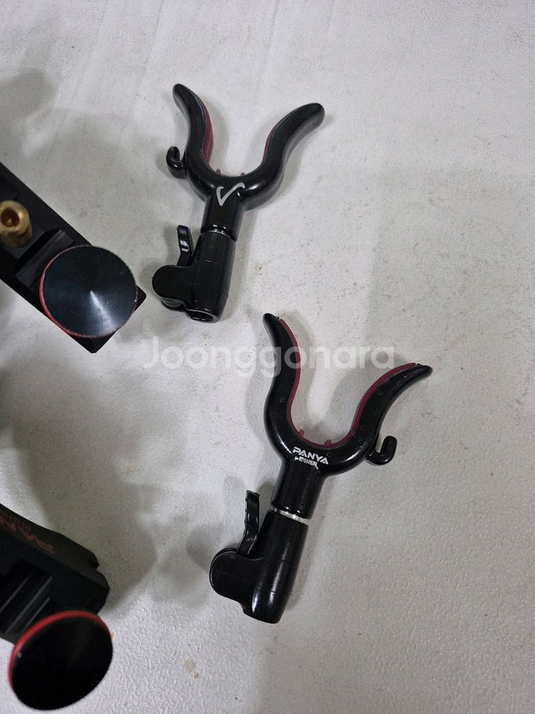 판야 보스 18파이 블랙 받침틀 2개 일괄--2