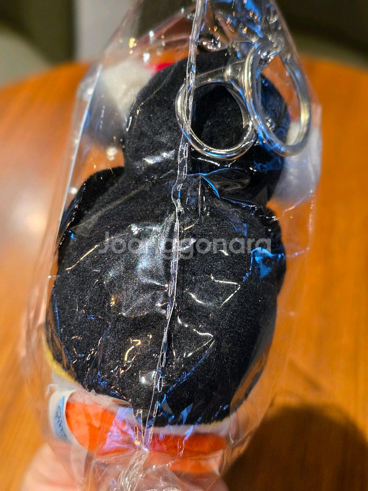 뉴트로지나 핑구 코코아핑구 인형키링(미개봉) 팝니다.--1