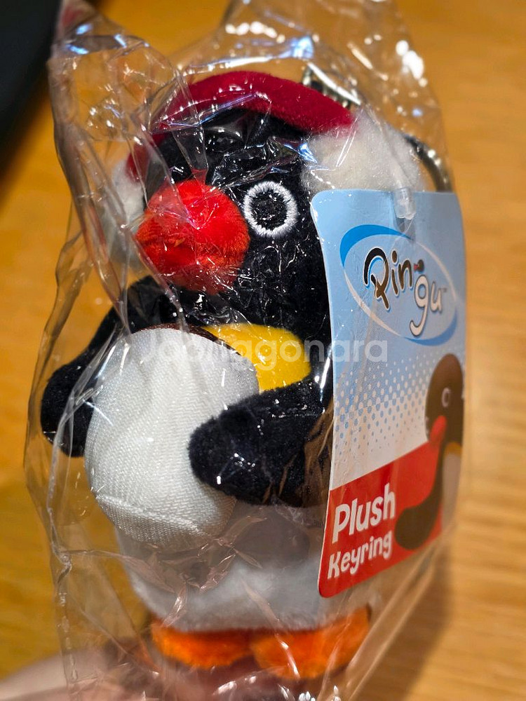 뉴트로지나 핑구 코코아핑구 인형키링(미개봉) 팝니다.--2